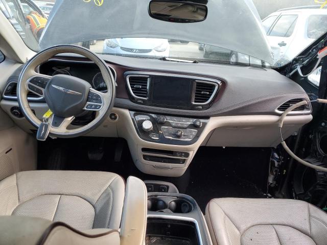 Photo 8 from auction – 2017 CHRYSLER PACIFICA L with VIN 2C4RC1GG5HR572075