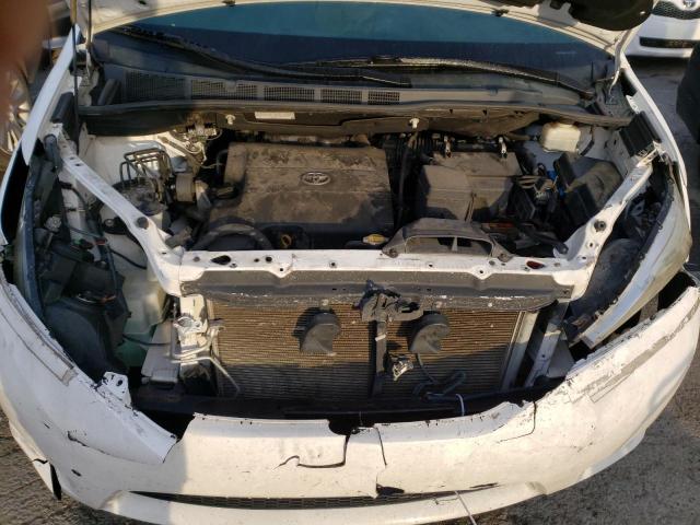 Photo 12 from auction – 2011 TOYOTA SIENNA with VIN 5TDZK3DC9BS020481