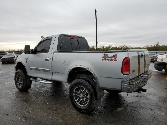 Photo 2 from auction – 2002 FORD F150 with VIN 1FTRF17W92NA65554