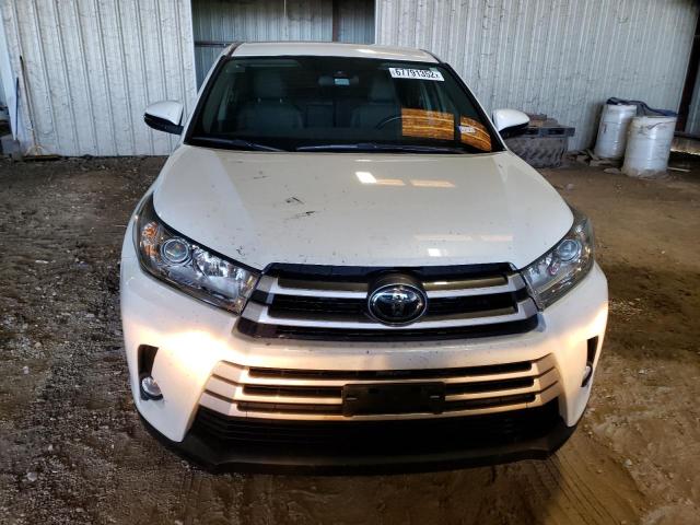 Photo 5 from auction – 2018 TOYOTA HIGHLANDER with VIN 5TDZZRFH7JS235198