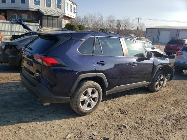 Photo 3 from auction – 2019 TOYOTA RAV4 XLE with VIN JTMP1RFV0KD004399
