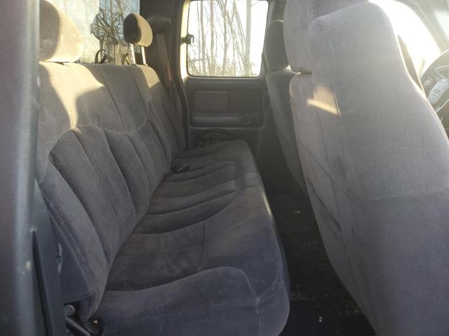 Photo 11 from auction – 2002 CHEVROLET SILVERADO with VIN 2GCEK19T521357331