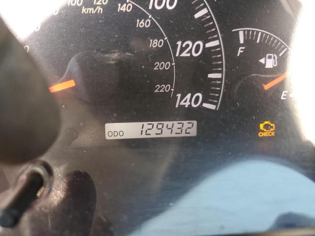 Photo 9 from auction – 2005 TOYOTA CAMRY LE with VIN 4T1BF30K15U600192