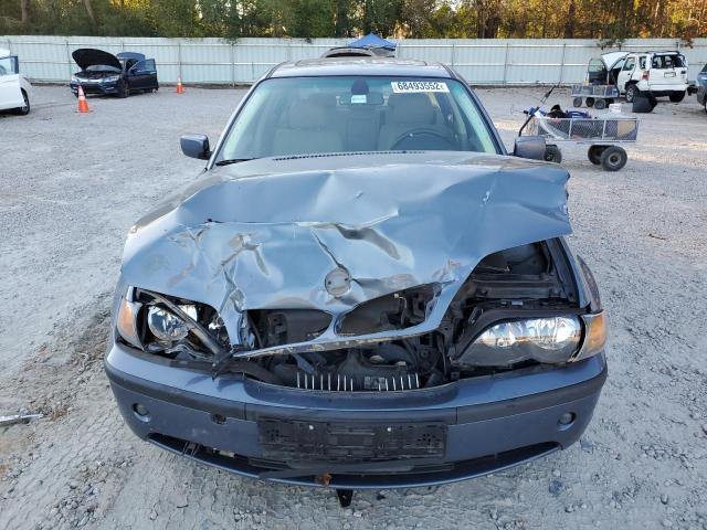 Photo 5 from auction – 2005 BMW 325 I with VIN WBAEV33435KW19496