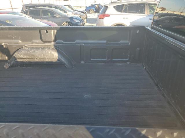 Photo 10 from auction – 2000 CHEVROLET SILVERADO with VIN 1GCGC24U4YZ296985