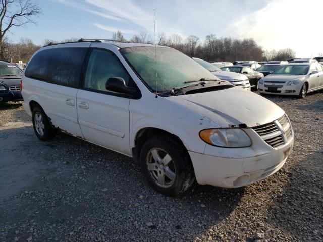 Photo 4 from auction – 2005 DODGE GRAND CARA with VIN 2D4GP44L75R204705