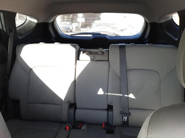 Photo 10 from auction – 2017 HYUNDAI SANTA FE S with VIN 5NMZU3LBXHH008211