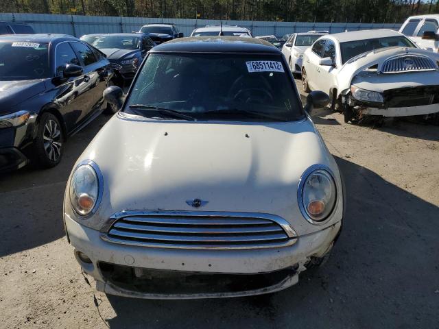 Photo 5 from auction – 2011 MINI COOPER with VIN WMWSU3C59BT182754