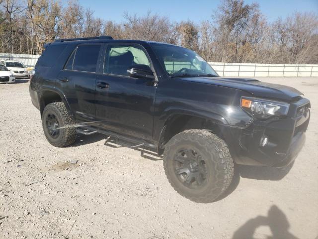 Photo 4 from auction – 2019 TOYOTA 4RUNNER SR with VIN JTEBU5JR6K5663940
