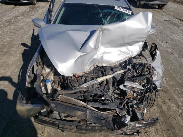 Photo 11 from auction – 2011 HYUNDAI SONATA SE with VIN 5NPEC4AC0BH121601