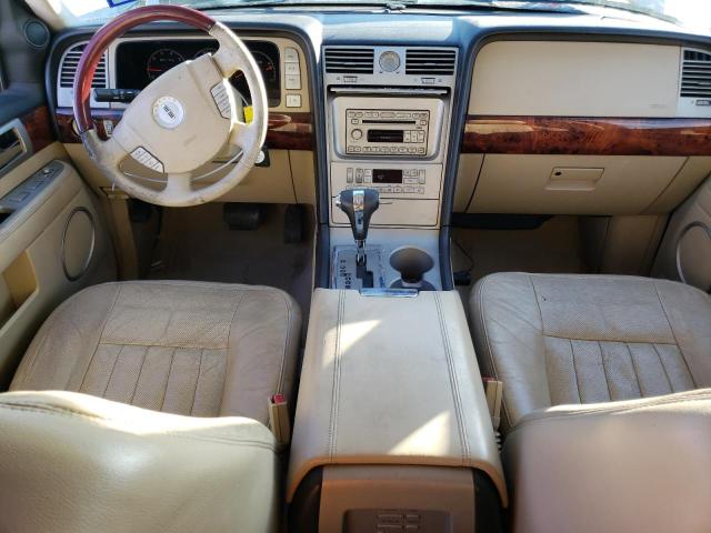 Photo 8 from auction – 2005 LINCOLN NAVIGATOR with VIN 5LMFU27595LJ12242
