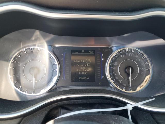 Photo 9 from auction – 2016 CHRYSLER 200 LIMITE with VIN 1C3CCCAB1GN108361