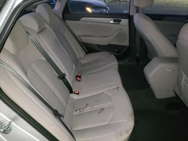 Photo 10 from auction – 2018 HYUNDAI SONATA SE with VIN 5NPE24AF5JH701809