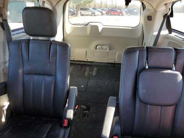 Photo 10 from auction – 2014 CHRYSLER TOWN & COU with VIN 2C4RC1BG6ER418705