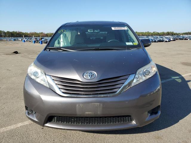 Photo 5 from auction – 2015 TOYOTA SIENNA LE with VIN 5TDJK3DC2FS112504