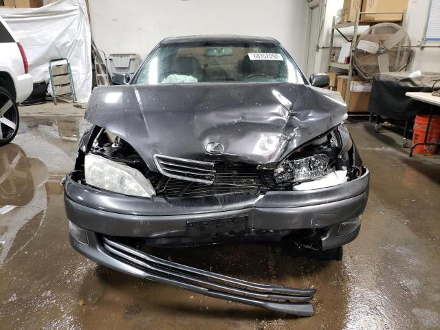 Photo 5 from auction – 2001 LEXUS ES 300 with VIN JT8BF28G610310500