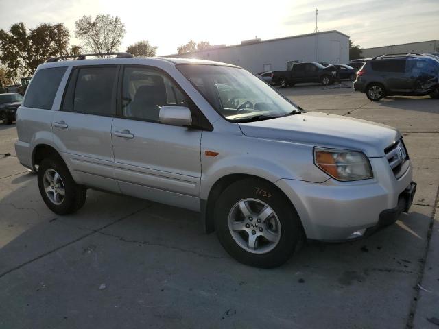 Photo 4 from auction – 2006 HONDA PILOT EX with VIN 2HKYF18576H525821
