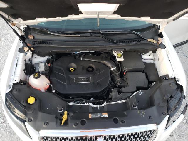 Photo 11 from auction – 2019 LINCOLN MKC SELECT with VIN 5LMCJ2C96KUL46400