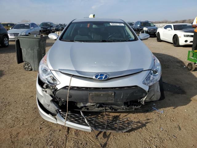Photo 5 from auction – 2013 HYUNDAI SONATA HYB with VIN KMHEC4A40DA095905