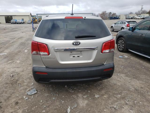 Photo 6 from auction – 2013 KIA SORENTO LX with VIN 5XYKTDA69DG422858