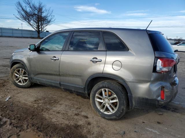 Photo 2 from auction – 2015 KIA SORENTO LX with VIN 5XYKTCA65FG633634