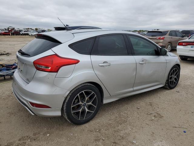 Photo 3 from auction – 2015 FORD FOCUS SE with VIN 1FADP3K20FL356670