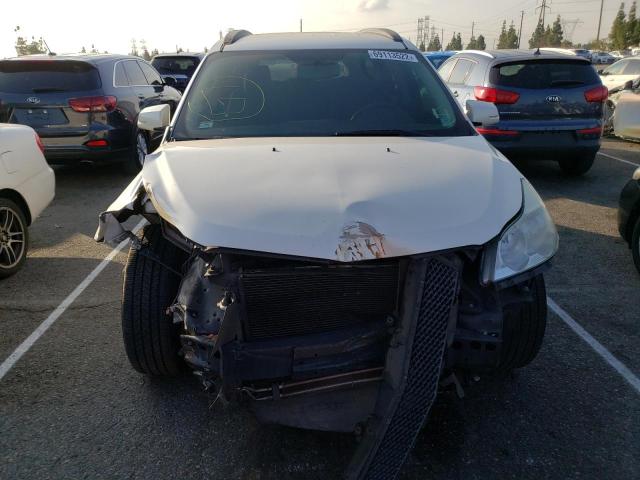 Photo 5 from auction – 2011 CHEVROLET TRAVERSE L with VIN 1GNKRGED8BJ301591