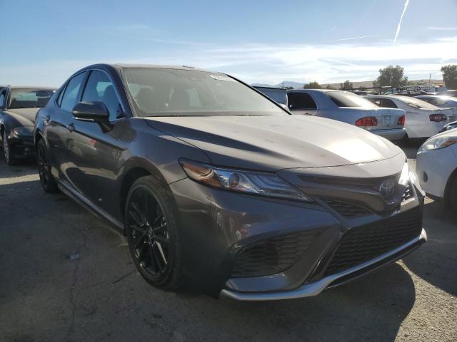 Photo 4 from auction – 2022 TOYOTA CAMRY XSE with VIN 4T1K31AK7NU040755