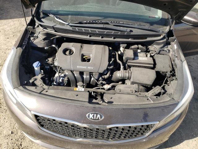 Zdjęcie 11 z aukcji – 2017 KIA FORTE LX z VIN 3KPFL4A77HE018972