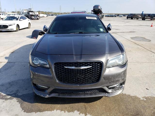 Photo 5 from auction – 2018 CHRYSLER 300 S with VIN 2C3CCABT1JH283530