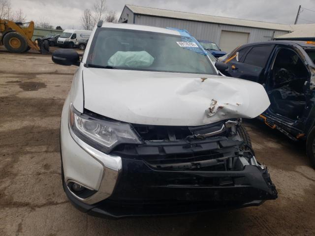 Photo 5 from auction – 2018 MITSUBISHI OUTLANDER with VIN JA4AZ3A35JZ050114