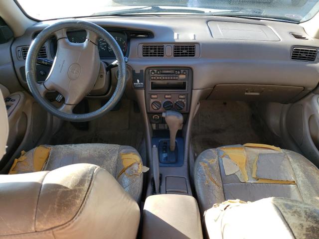 Photo 8 from auction – 2000 TOYOTA CAMRY CE with VIN 4T1BG22K4YU944687