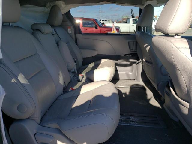 Photo 11 from auction – 2016 TOYOTA SIENNA XLE with VIN 5TDYK3DCXGS743744
