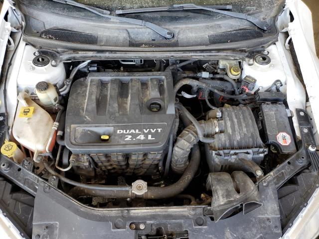 Photo 11 from auction – 2011 CHRYSLER 200 TOURIN with VIN 1C3BC1FB8BN625271