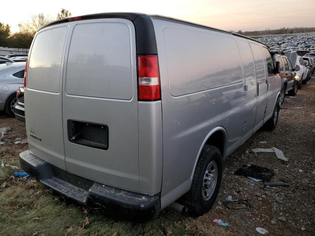 Photo 3 from auction – 2018 CHEVROLET EXPRESS G2 with VIN 1GCWGBFG5J1277874