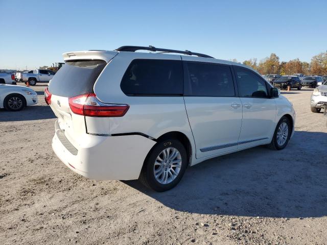 Photo 3 from auction – 2017 TOYOTA SIENNA XLE with VIN 5TDYZ3DC4HS774422