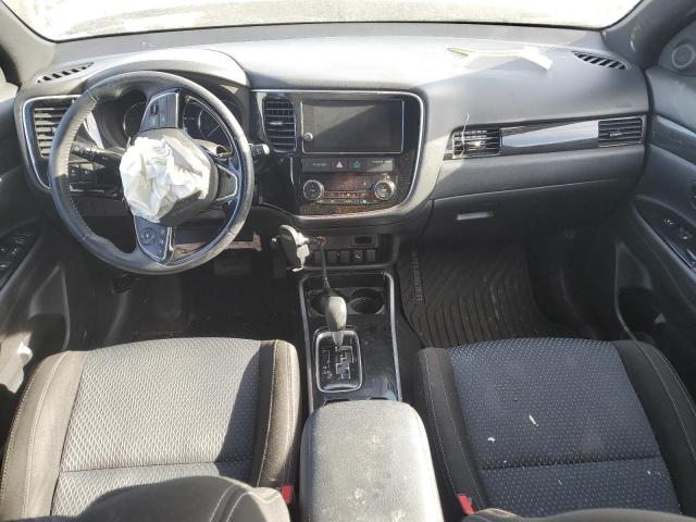 Photo 8 from auction – 2018 MITSUBISHI OUTLANDER with VIN JA4AZ3A34JZ064540