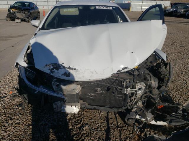 Photo 11 from auction – 2015 CHRYSLER 200 LIMITE with VIN 1C3CCCAB0FN692573