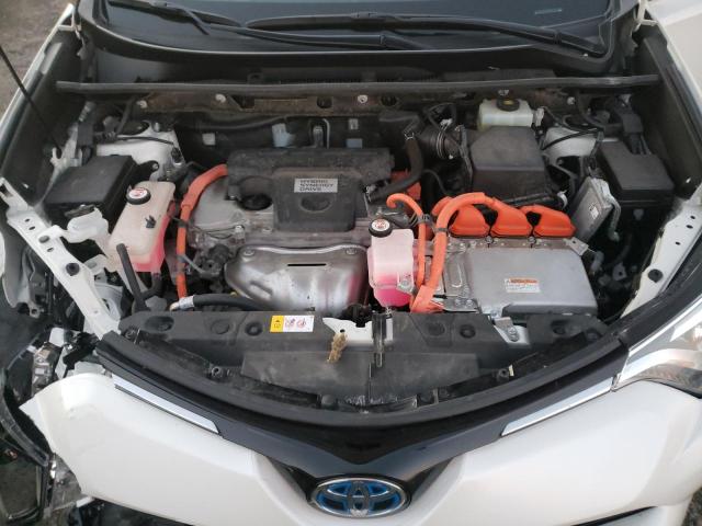 Photo 11 from auction – 2017 TOYOTA RAV4 HV LI with VIN JTMDJREV1HD100748