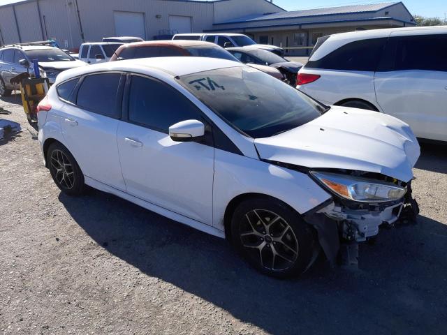 Photo 4 from auction – 2016 FORD FOCUS SE with VIN 1FADP3K22GL405787