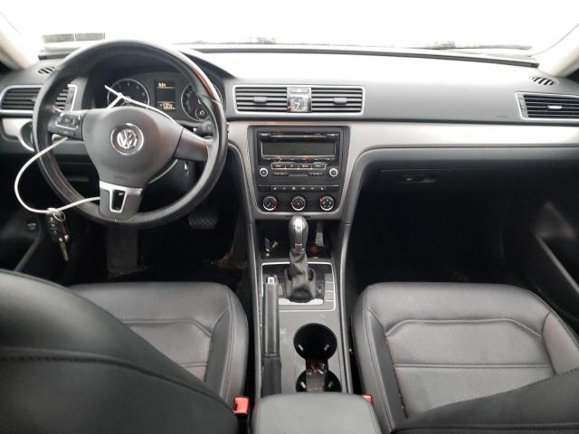 Photo 8 from auction – 2014 VOLKSWAGEN PASSAT S with VIN 1VWAT7A31EC098200