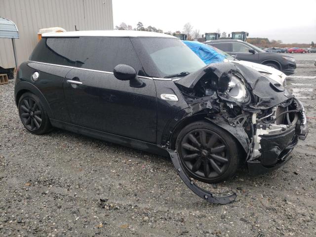 Photo 4 from auction – 2018 MINI COOPER S with VIN WMWXP7C57J2A47333