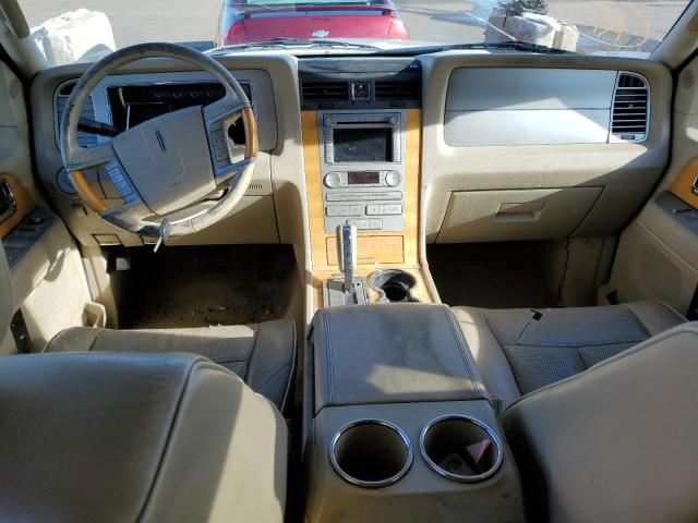 Photo 8 from auction – 2009 LINCOLN NAVIGATOR with VIN 5LMFU28569LJ00828