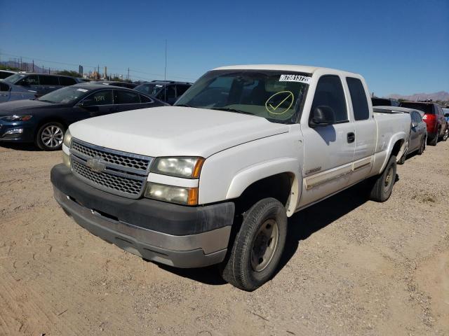 CHEVROLET SILVERADO 2005 with VIN 1GCHC29U05E195412 - Photo from auction