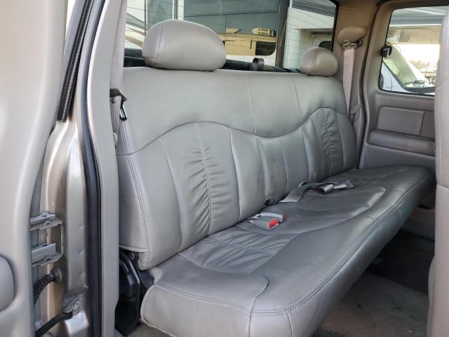 Photo 10 from auction – 2001 CHEVROLET SILVERADO with VIN 1GCJK39111E328379