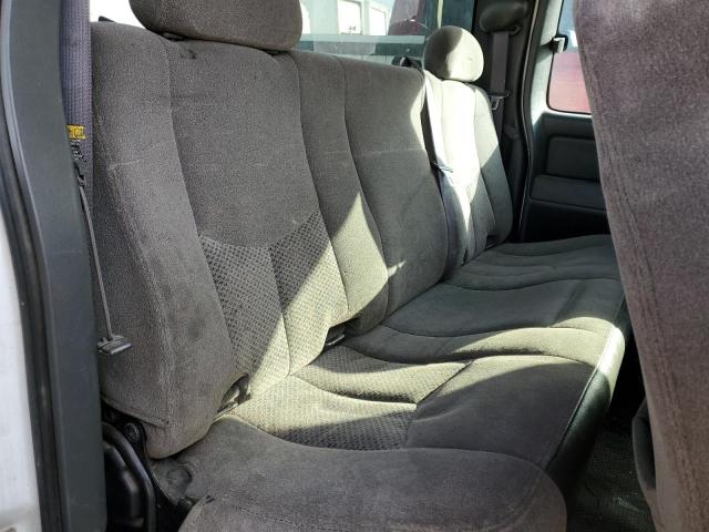 Photo 10 from auction – 2006 CHEVROLET SILVERADO with VIN 1GBHC29U16E212157