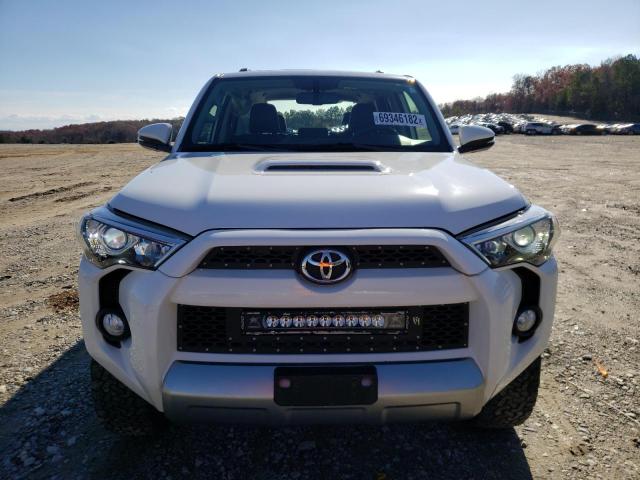 Photo 5 from auction – 2017 TOYOTA 4RUNNER SR with VIN JTEBU5JR6H5464489