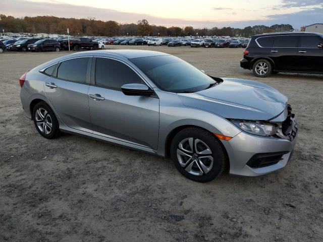 Photo 4 from auction – 2017 HONDA CIVIC LX with VIN 19XFC2E52HE005608