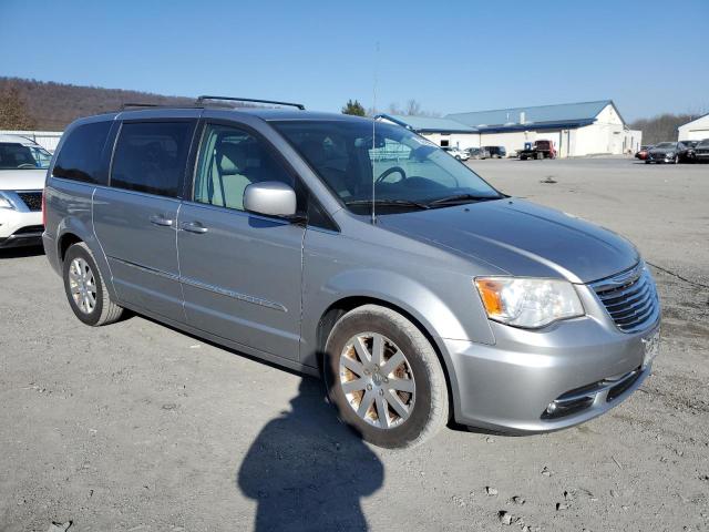 Photo 4 from auction – 2013 CHRYSLER TOWN & COU with VIN 2C4RC1BG1DR556134