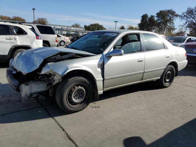 TOYOTA CAMRY CE 2000 with VIN JT2BG22K8Y0456637 - Photo from auction